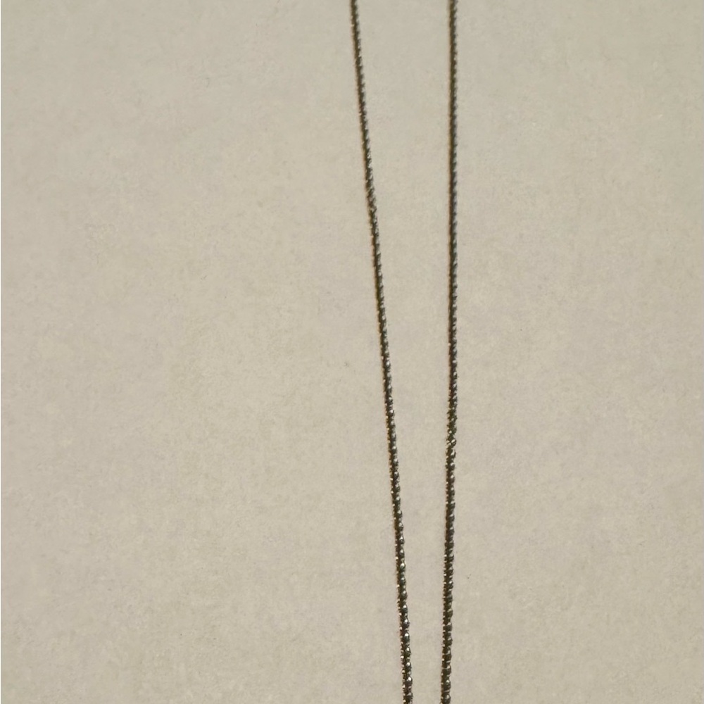 Elegant Gold Chain Necklace